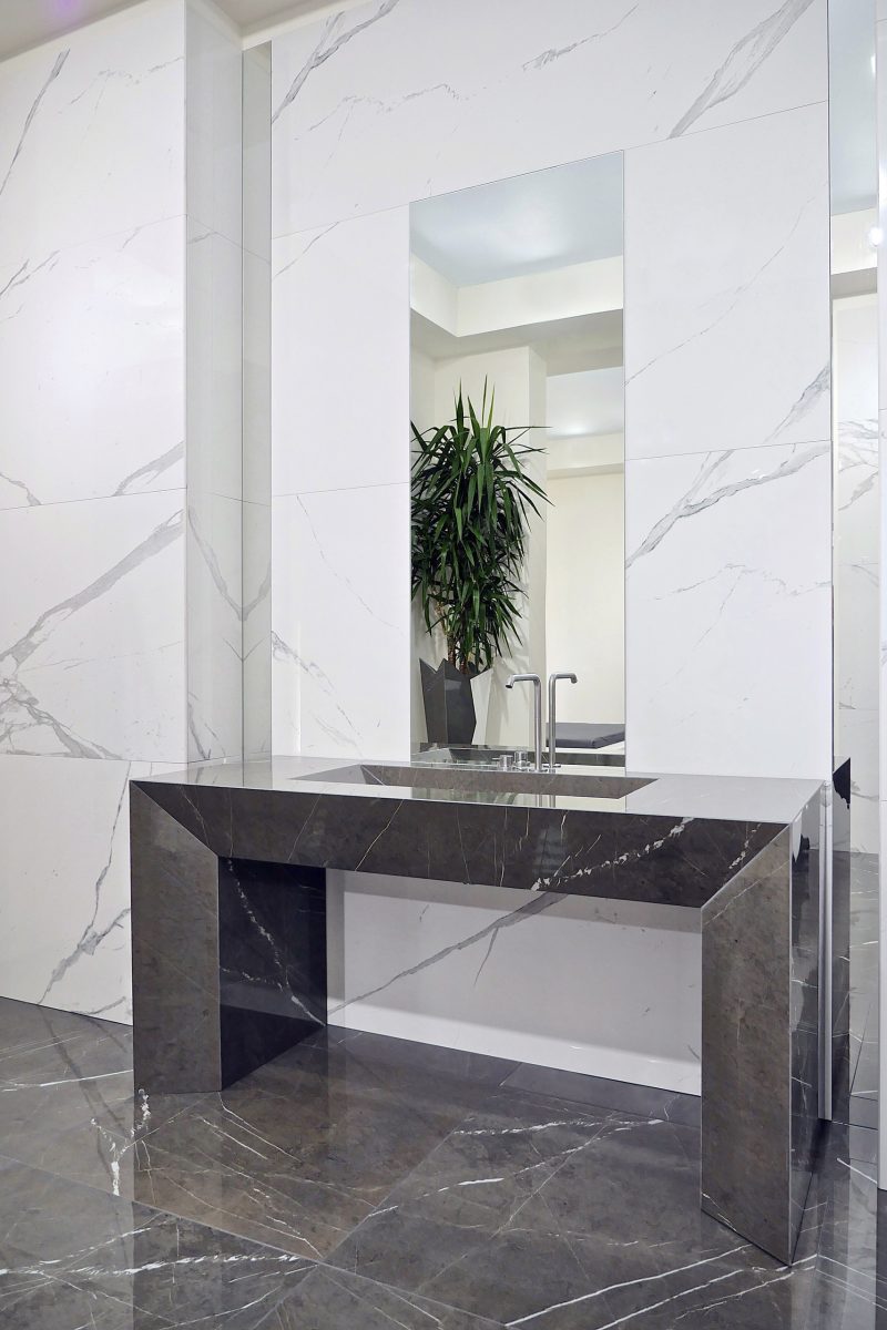 Marmoker Statuario Grigio 90x180 - Marmoker Grafite 90x180